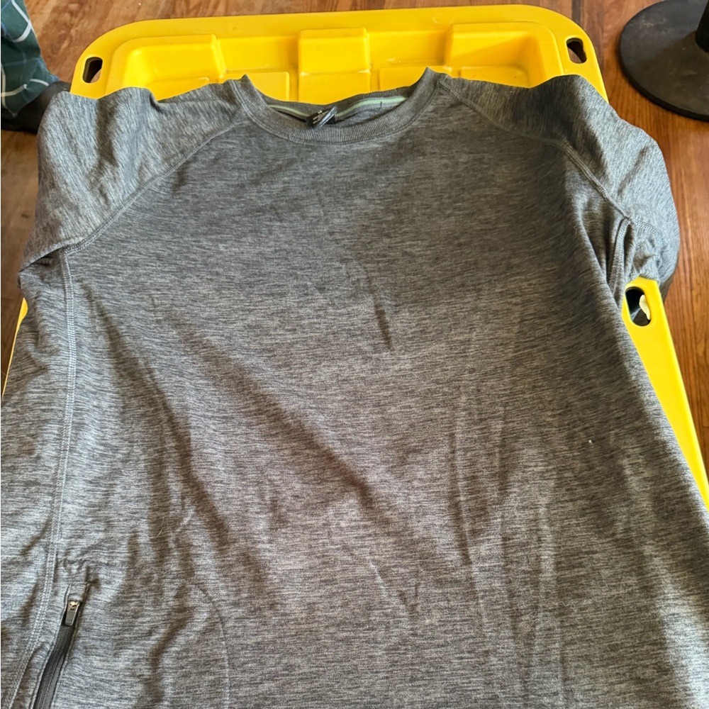 Eddie Bauer fleece crew large